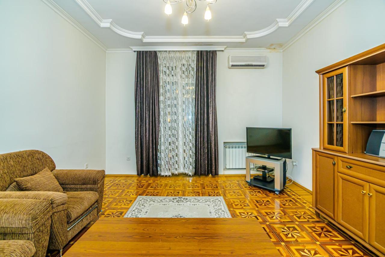 באקו Apartment Sweet מראה חיצוני תמונה