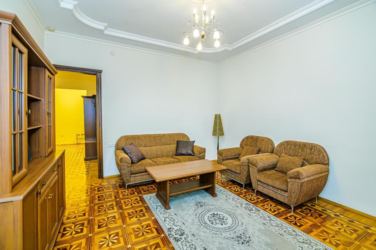 באקו Apartment Sweet מראה חיצוני תמונה