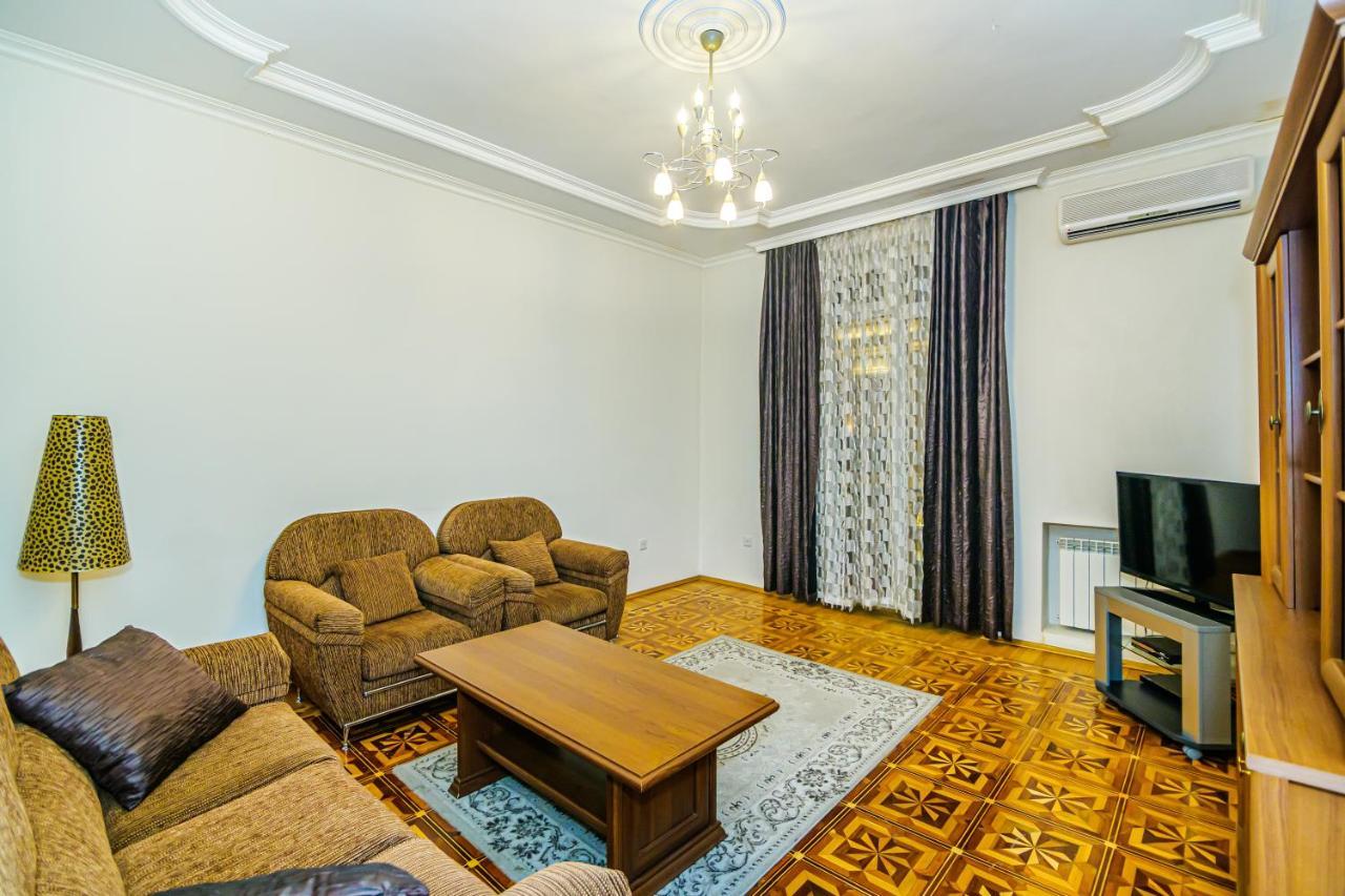 באקו Apartment Sweet מראה חיצוני תמונה